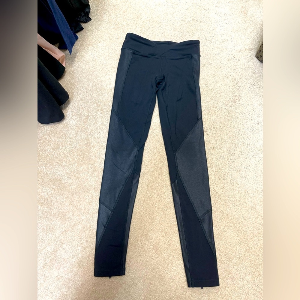 Alo XS zippered leggings